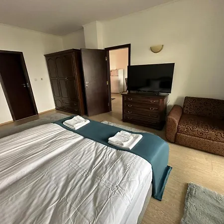 Apartment Babylon