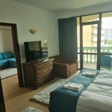 Babylon Apartment