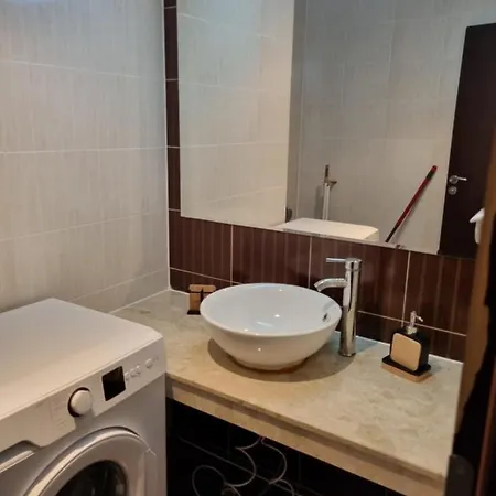 Babylon Apartment