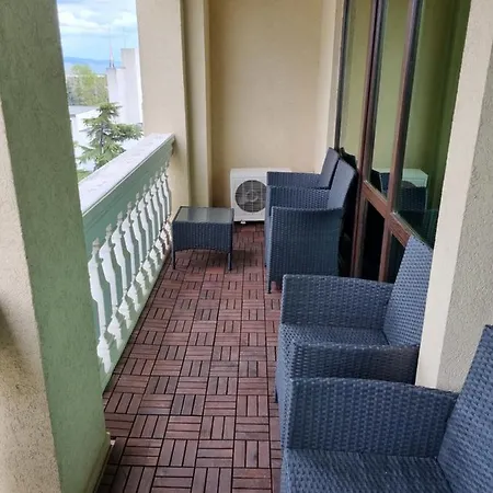 Babylon Apartment *